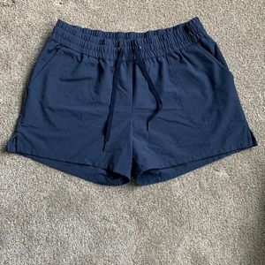 Southern Tide Womens Active Shorts